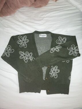 No Boundaries Olive Textured Knit Top